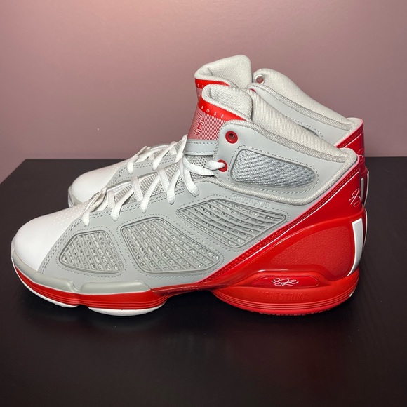 🆕 Adidas Adizero D Rose 1.5 Men's Size 8.5 Red/White/Grey Basketball Sneaker - Picture 3 of 6